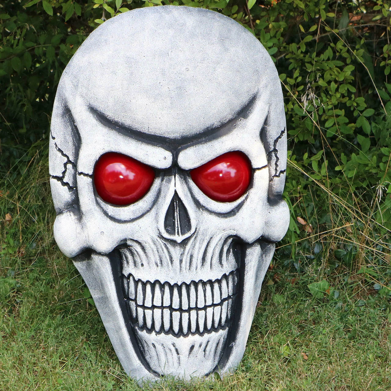 Fraser Hill Farm Haunted Hill Farm 1.7-ft. Skeleton Skull W/ Glowing Red Eyes, Battery Operated For Display - Image 8