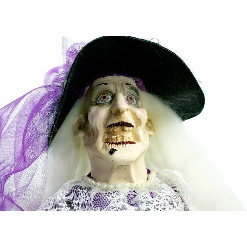 Fraser Hill Farm Animatronic Witch, Talking And Moving (Gale) - Image 2