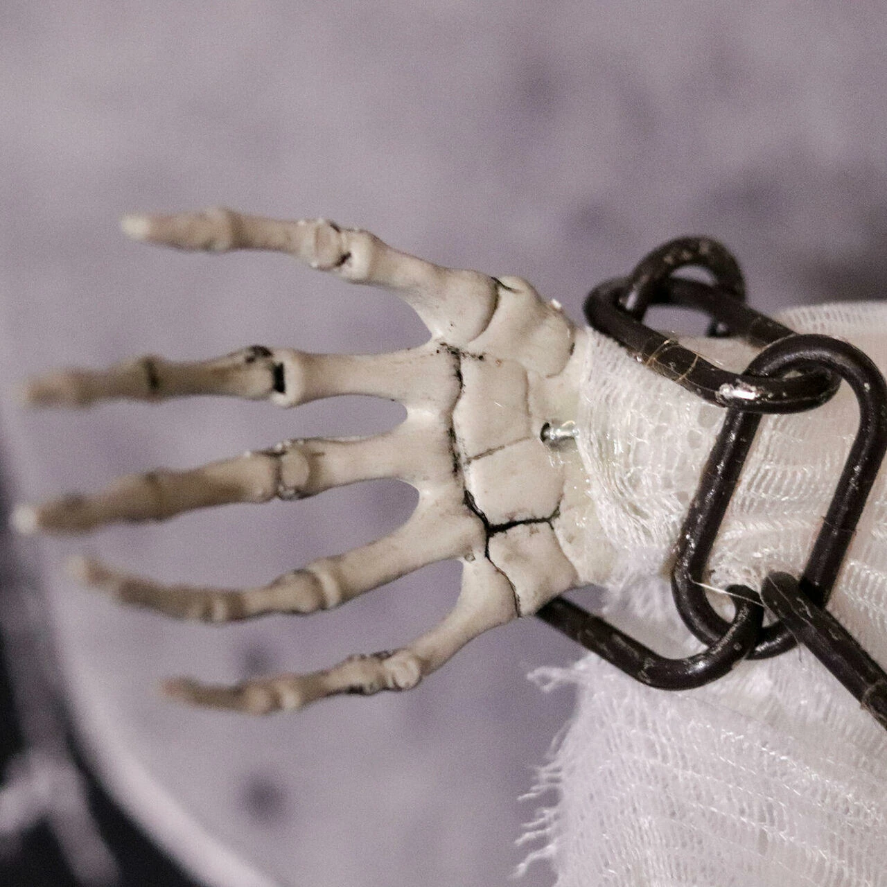 Fraser Hill Farm Haunted Hill Farm 32-In. Animatronic Hanging Ghost, Indoor/Outdoor Halloween Decoration, Red LED Eyes, Poseable, Battery-Operated, NORMA, HHMNGHST-2HLSA - Image 10