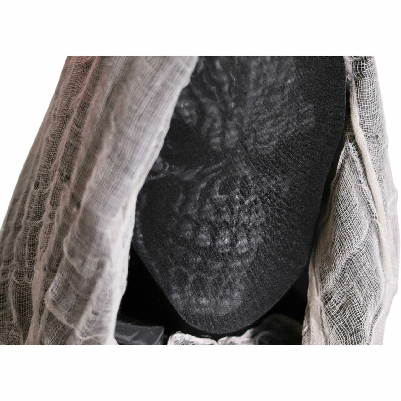 Fraser Hill Farm Haunted Hill Farm 5.25-Ft. Standing Reaper With LED Green Face, Indoor Or Covered Outdoor Halloween Decoration, Battery-Operated, Silence, HHRPR-11FLS - Image 8