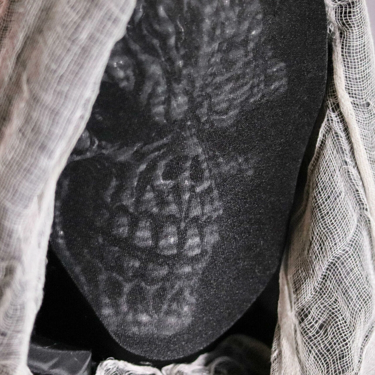 Fraser Hill Farm Haunted Hill Farm 5.25-Ft. Standing Reaper With LED Green Face, Indoor Or Covered Outdoor Halloween Decoration, Battery-Operated, Silence, HHRPR-11FLS - Image 12