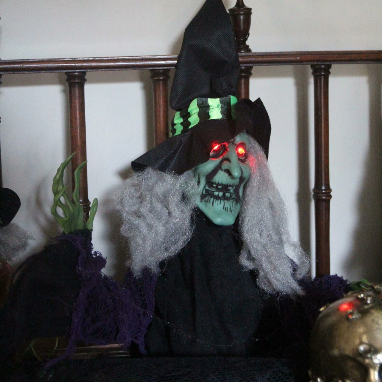 Fraser Hill Farm Haunted Hill Farm 40-In. Hanging Witch Prop With Red LED Eyes, Indoor Or Covered Outdoor Halloween Decoration, Battery-Operated, Whining Wench, HHWITCH-29HLSA - Image 7