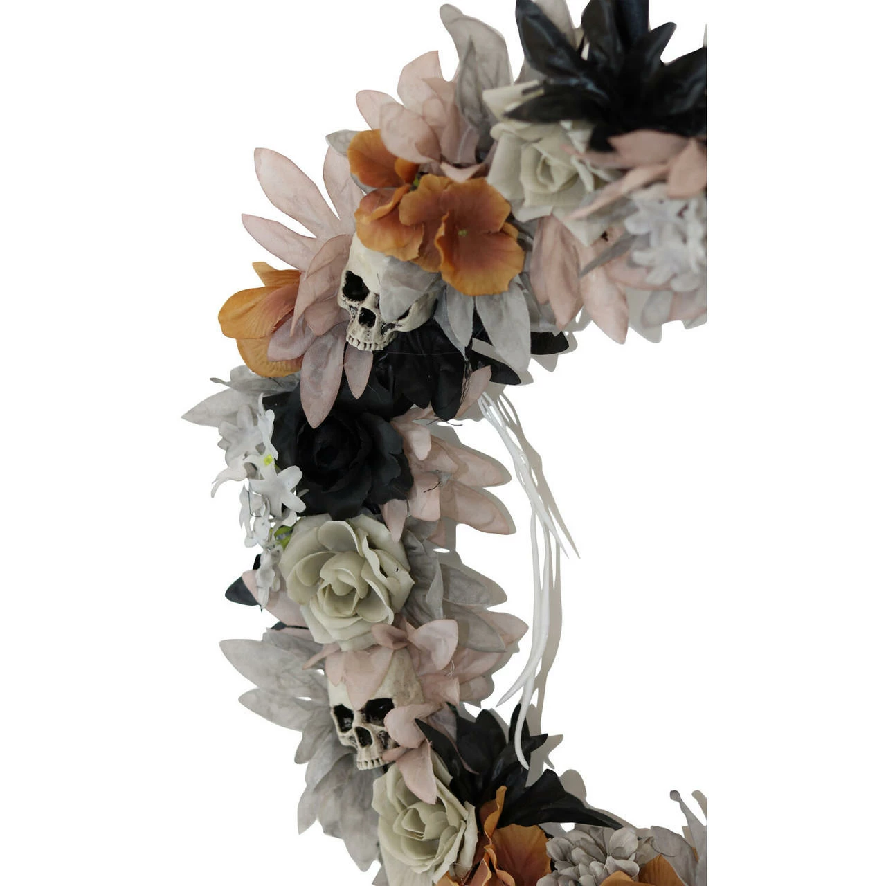 Fraser Hill Farm Haunted Hill Farm 1.83-ft. Halloween Autumn Wreath With Skulls - Image 7