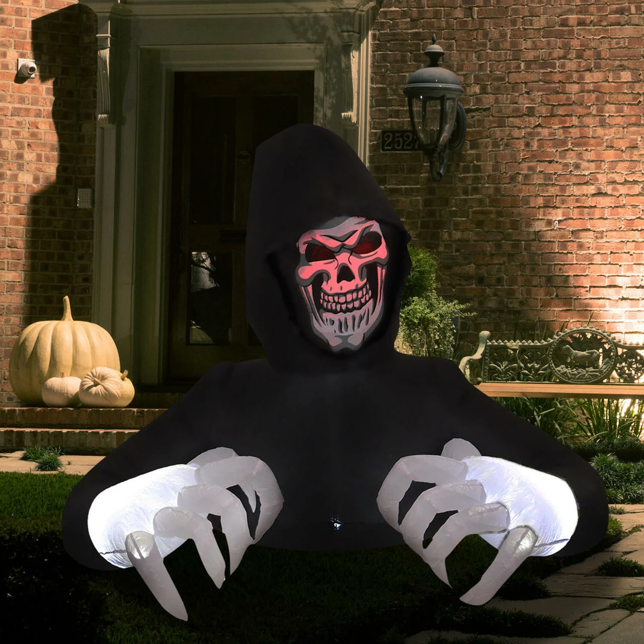 Fraser Hill Farm Haunted Hill Farm 4.9-Ft. Inflatable Pre-Lit Grim Reaper - Image 12